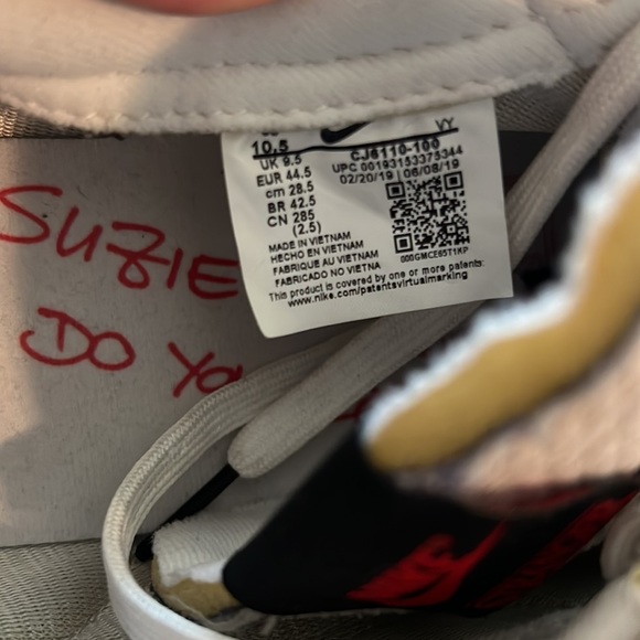 NIKE stranger things shoes - Picture 7 of 7